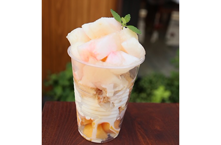 桃パフェ